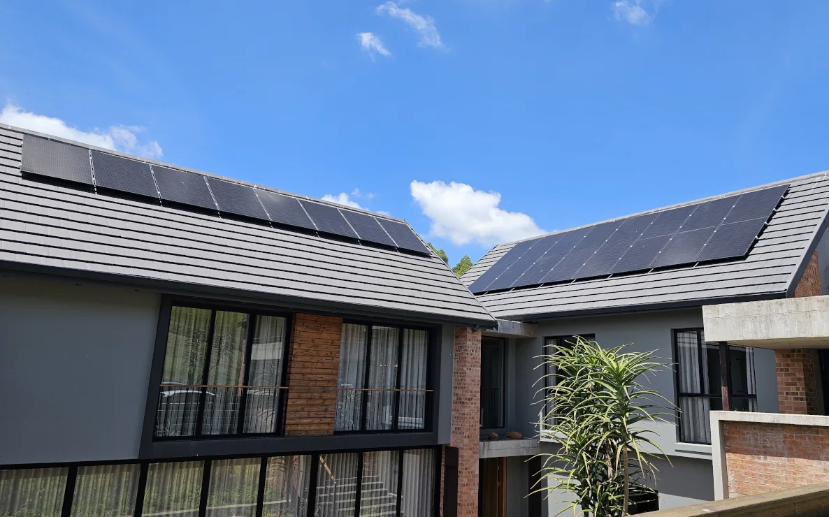 Cotswold Downs Hillcrest Residential Solar Panel